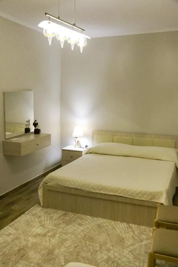 New Bazaar Arben'S Apartment Tirana 0*,  Albania